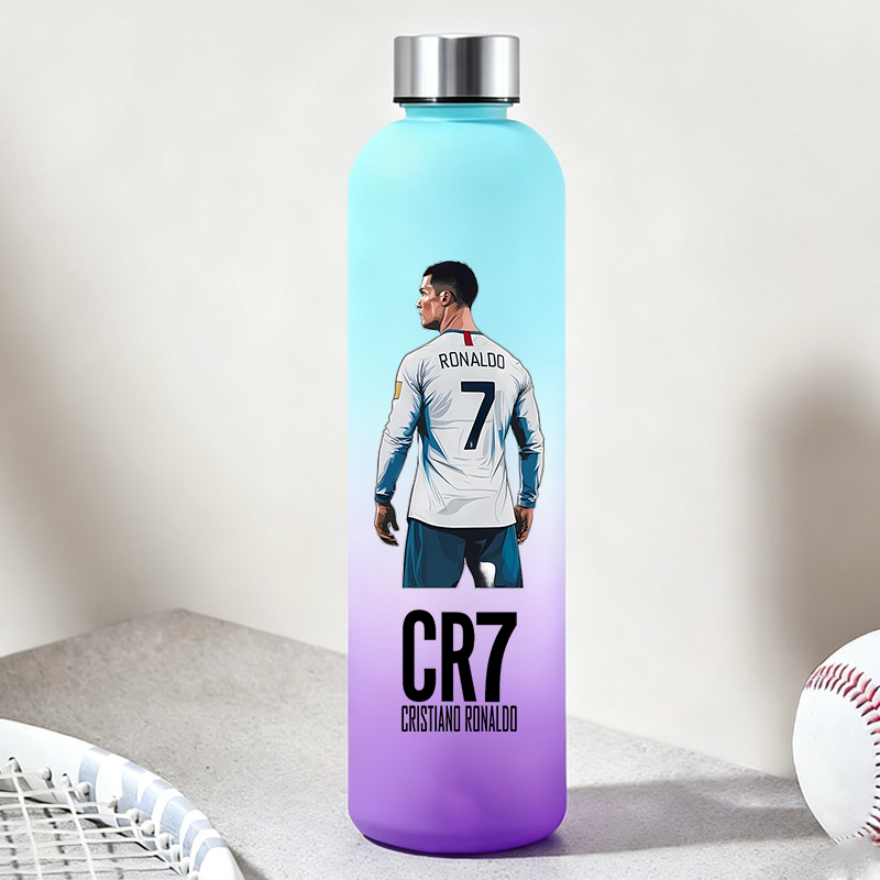 Travel Kitchen Accessories - 900 مللي CR7 زجاجات مياه عادية