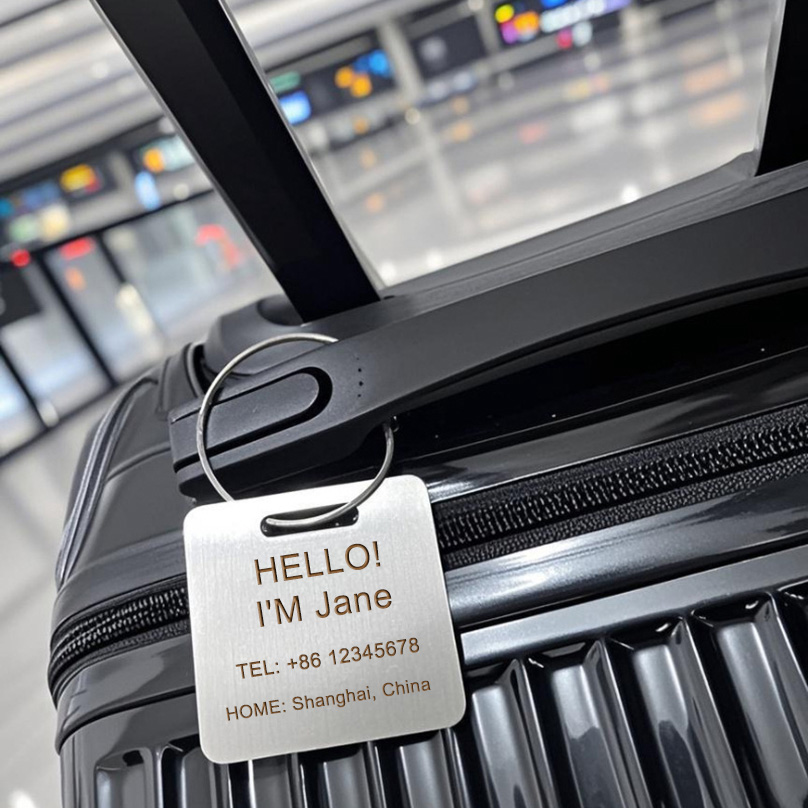 بطاقة تعريف أمتعة مخصصة بالاسم - مراجعة Travel Accessories International وسعره