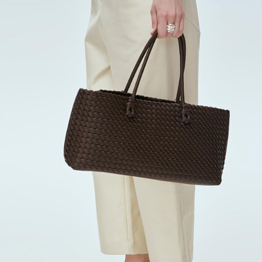 حقيبة يد نسائية كبيرة منسوجة م - مراجعة Travel Accessories Leather وسعره